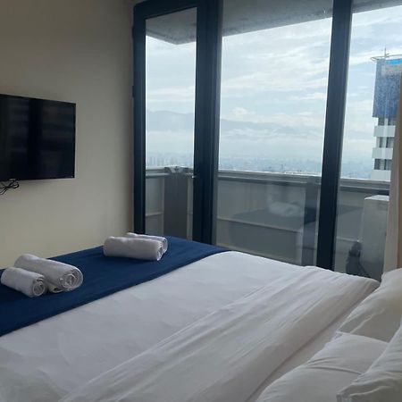 Black Sea Batumi Hotel Orbi City Екстер'єр фото