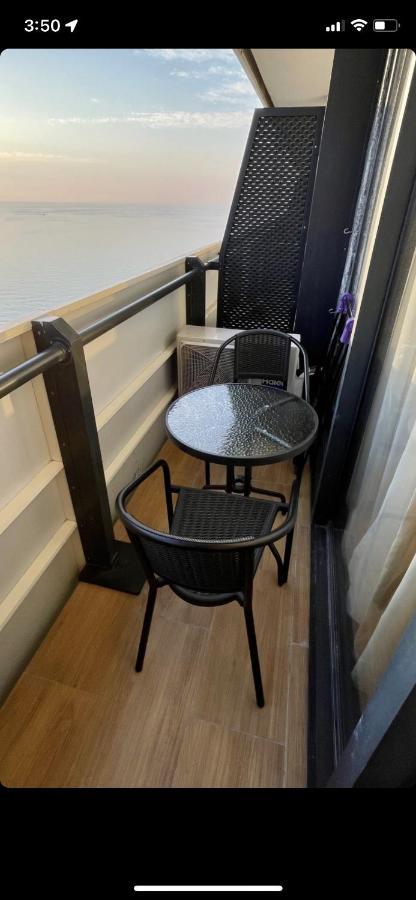 Black Sea Batumi Hotel Orbi City Екстер'єр фото
