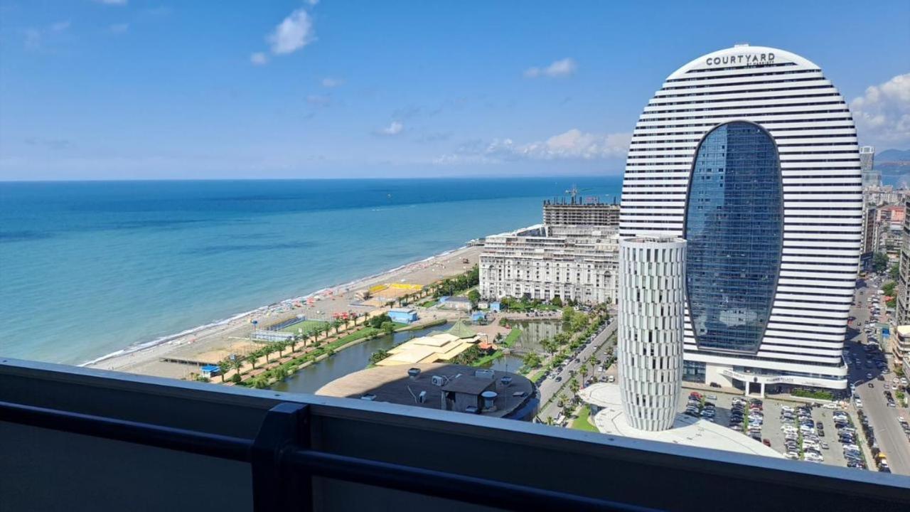 Black Sea Batumi Hotel Orbi City Екстер'єр фото