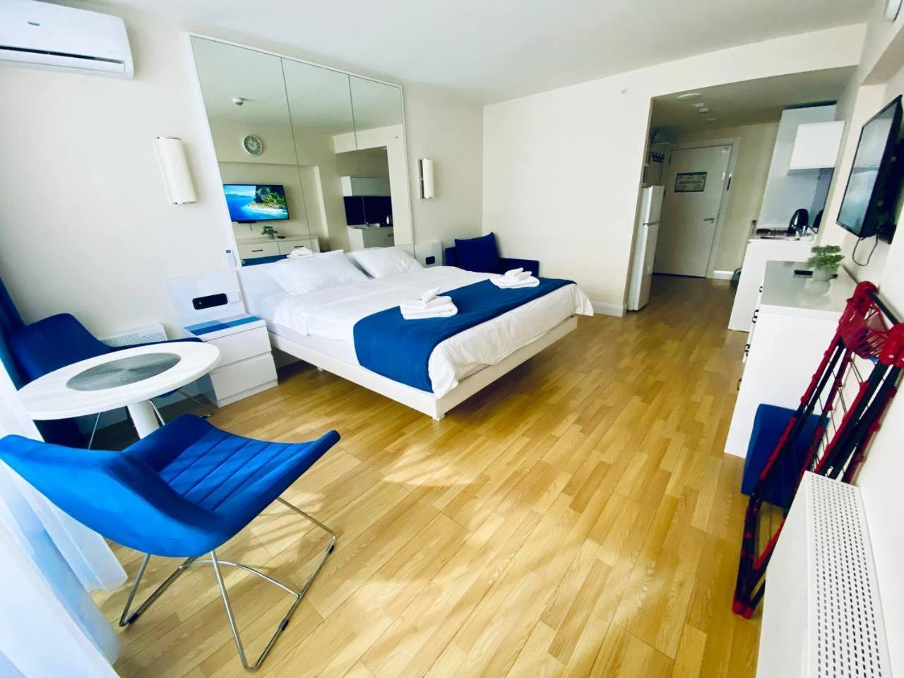 Black Sea Batumi Hotel Orbi City Екстер'єр фото