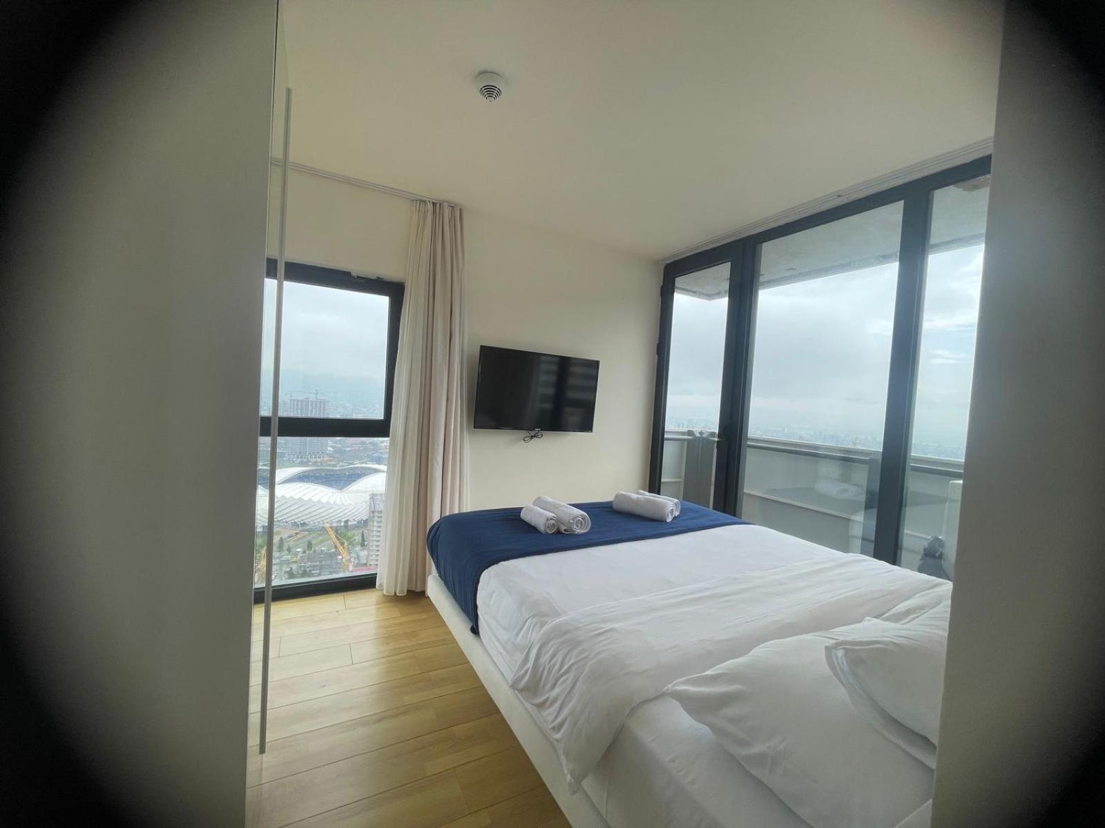 Black Sea Batumi Hotel Orbi City Екстер'єр фото